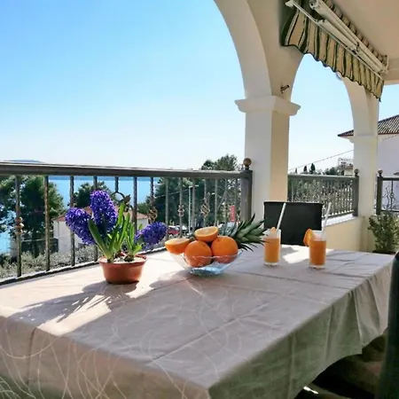 Appartement Libe With Sea View Trogir